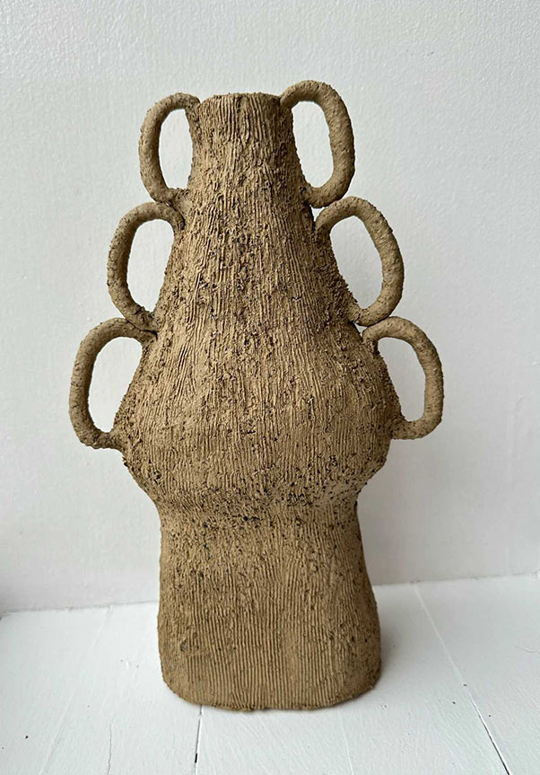 Keramik skulptur af kunstner Marian Rune